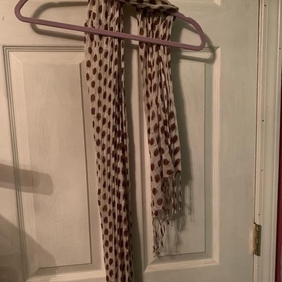 Assorted scarves - Picture 6 of 6